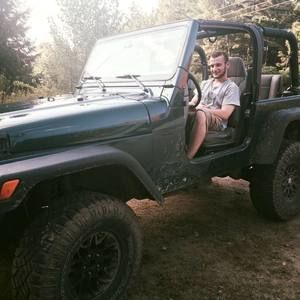 Meet your Posher, Jonny